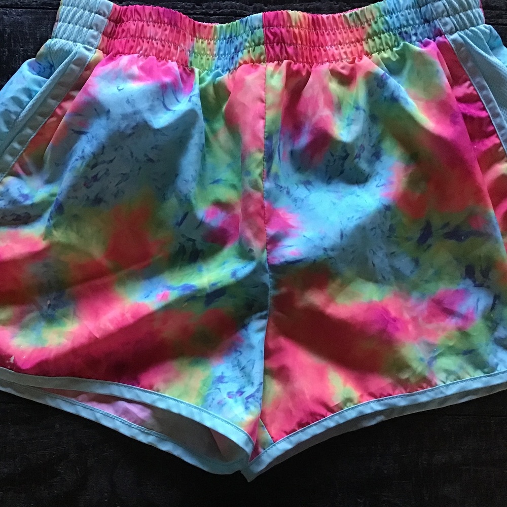 Athletic shorts